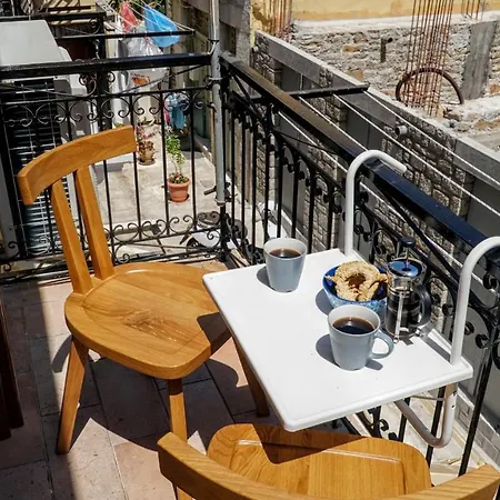 Cozy In Center * Symi