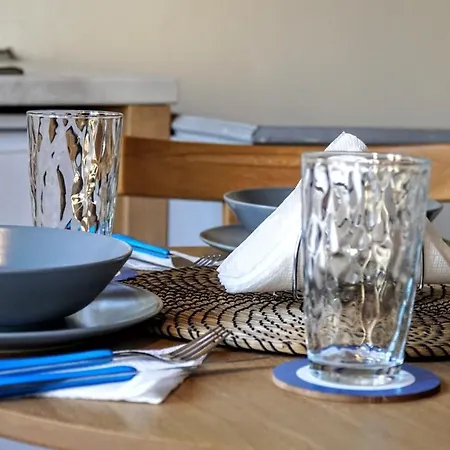 Cozy In Center Apartamento Symi