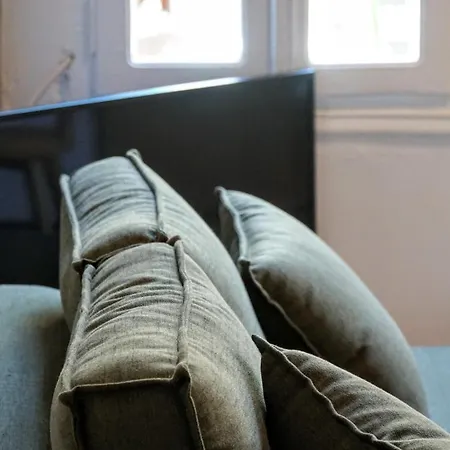 Cozy In Center * Сими